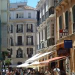 Spania. Andalucia. En gate i sentrum av Malaga. Foto