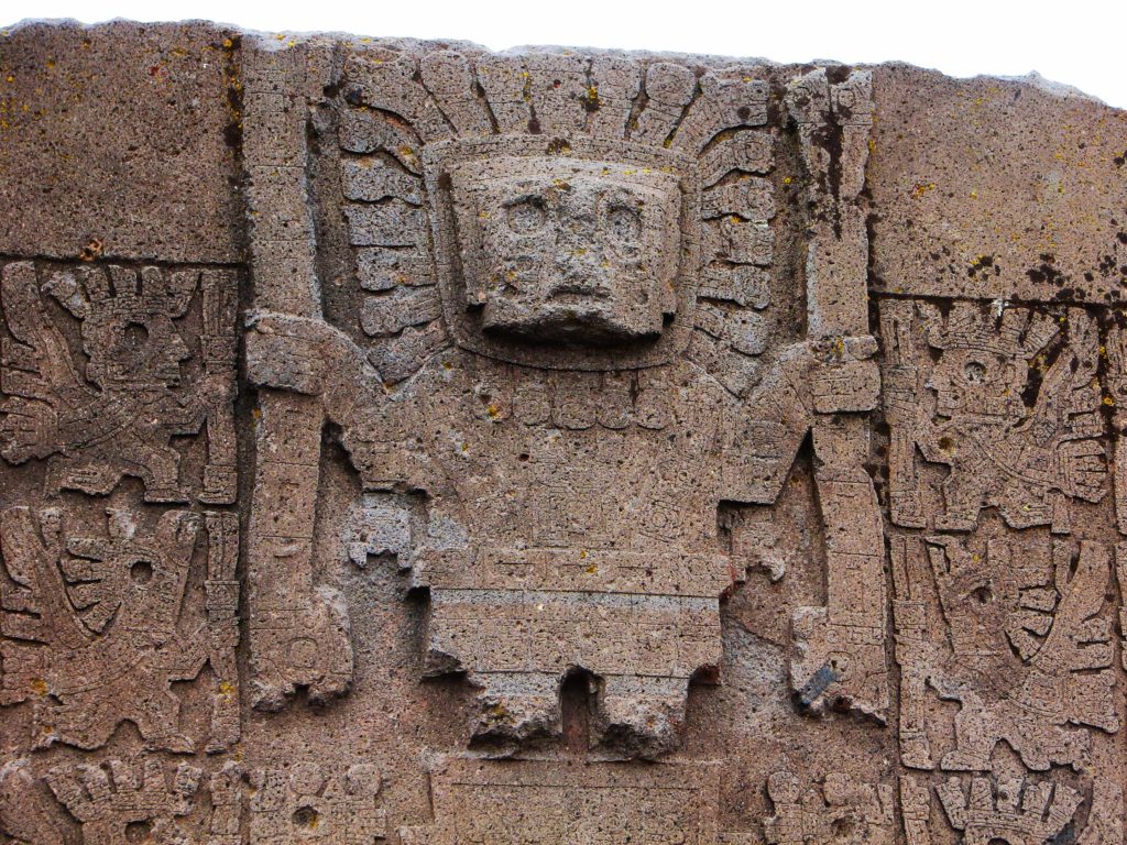 Bolivia, Tiwanaku arkeologiske komplekset. Detalj ved Solgaten. Foto