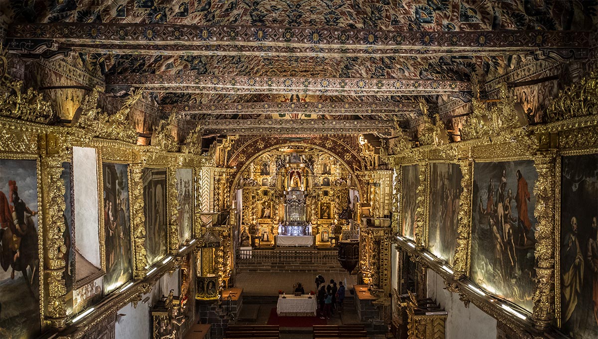 Peru. Andahuaylillas. San Pedro-kirken. Foto