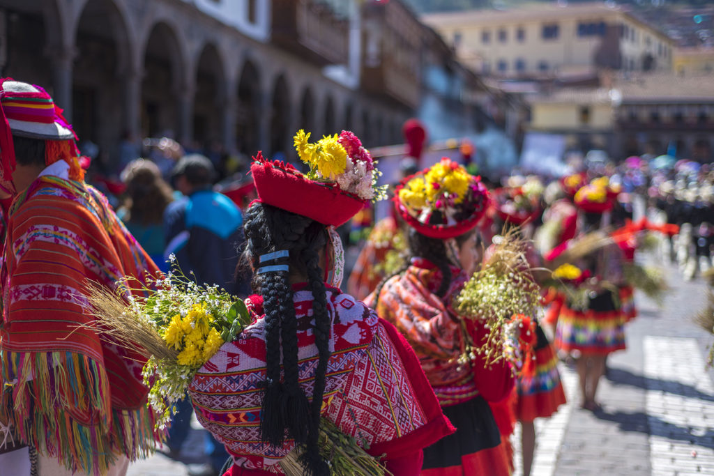 Peru. Cusco. Folkefest, opptog. Foto