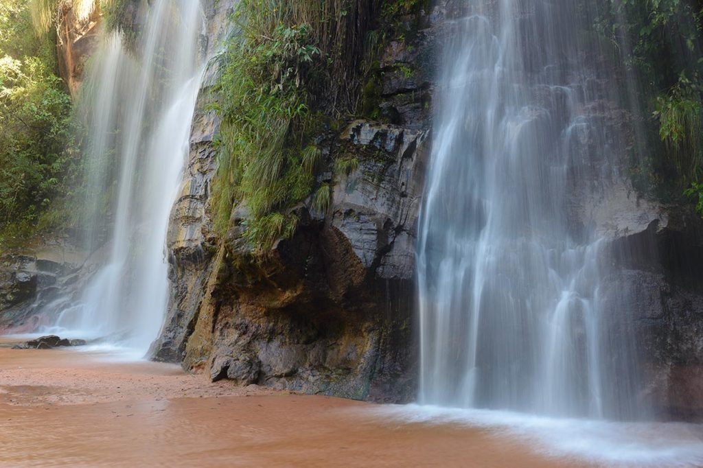 Bolivia. Tropisk natur og vannfall utenfor Santa Cruz. Cuevas økologisk senter. Foto