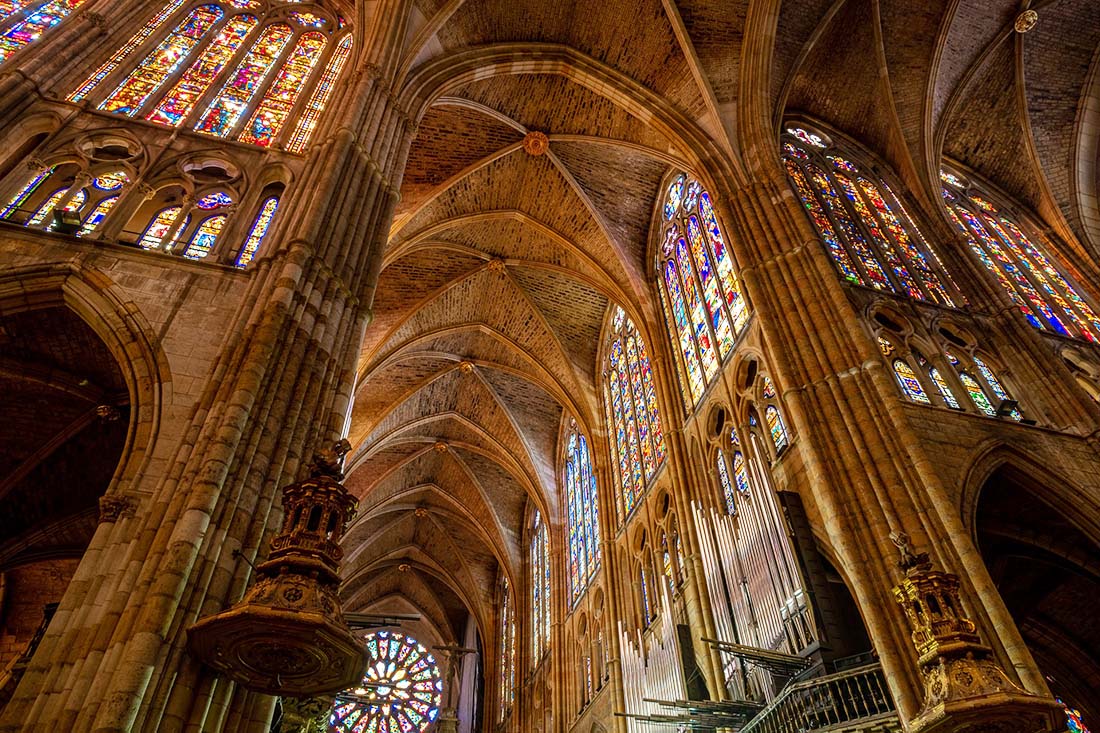Spania. León. Katedralen. Foto