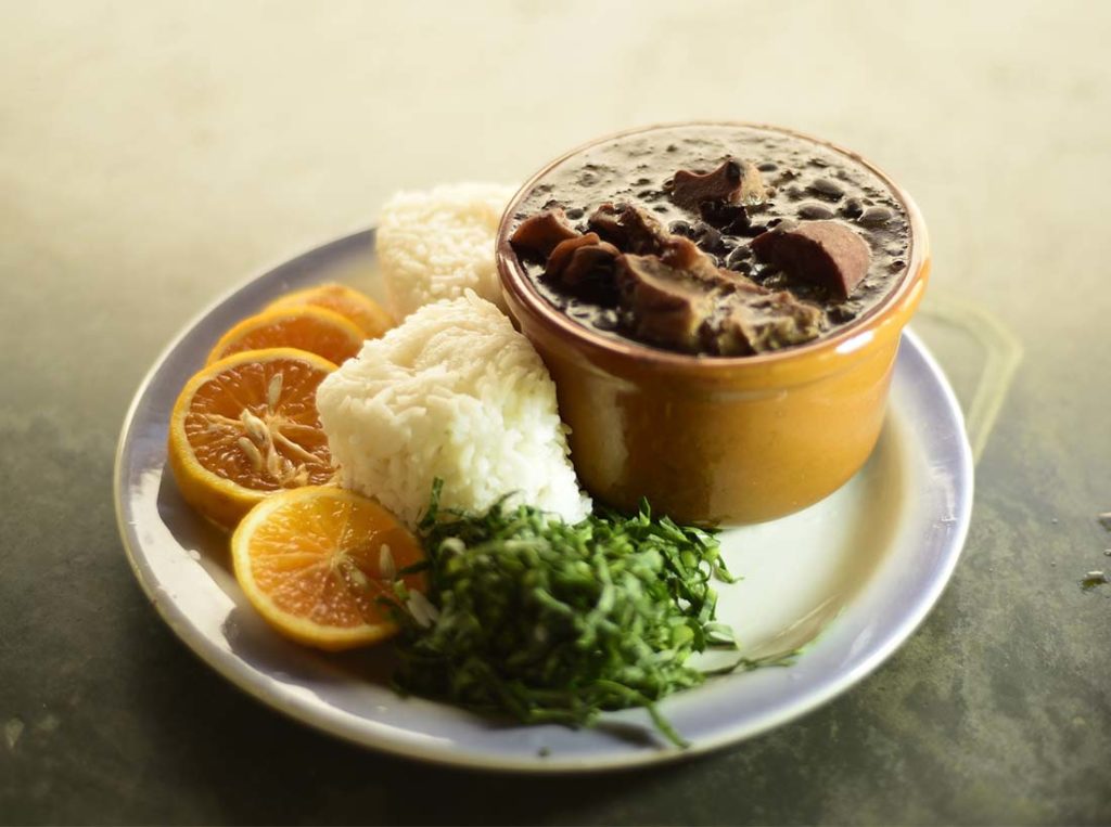 Brasil. Tradisjonell rett feijoada. Foto