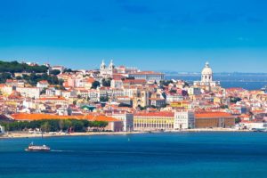 Portugal. Lisboa. Panoramautsikt fra Tejo. Foto