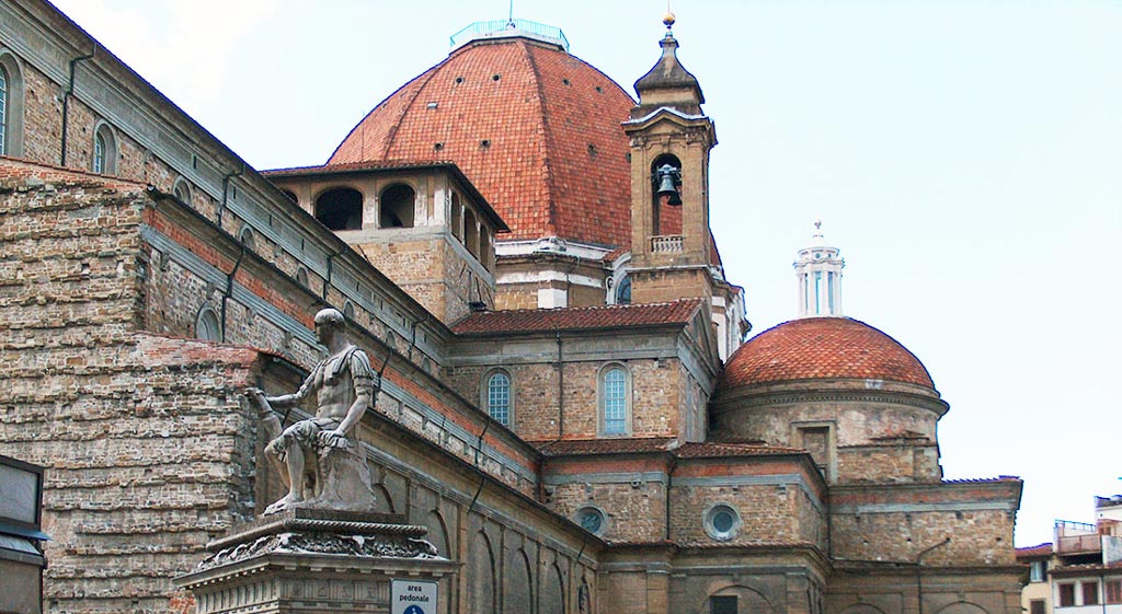 Italia. Firenze. Basilica San Lorenzo. Foto