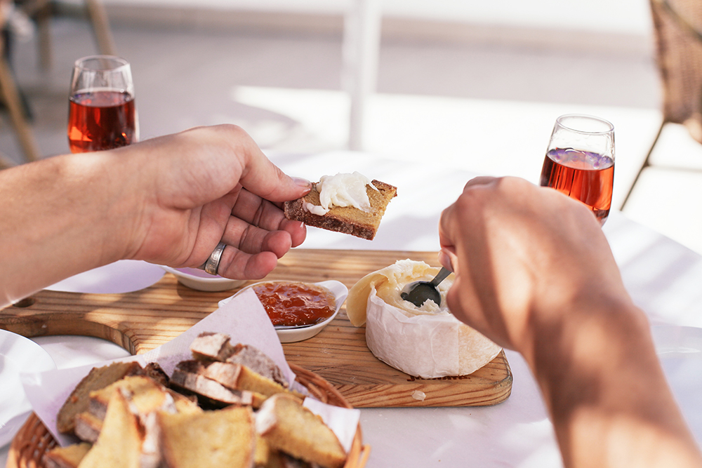 Portugal. Azeitao. Tradisjonelle osten Azeitao og moscatel fra Setúbal