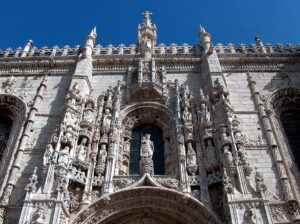 Portugal. Lisboa. Belem. Utsmykning på fasaden på Jeronimos-klosteret.