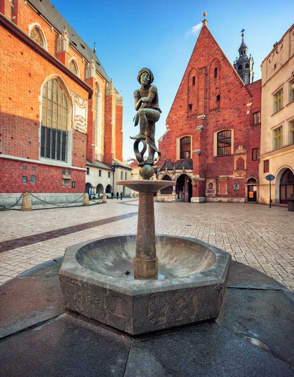 Polen. Krakow. Gamlebyen. Skulptur. Foto