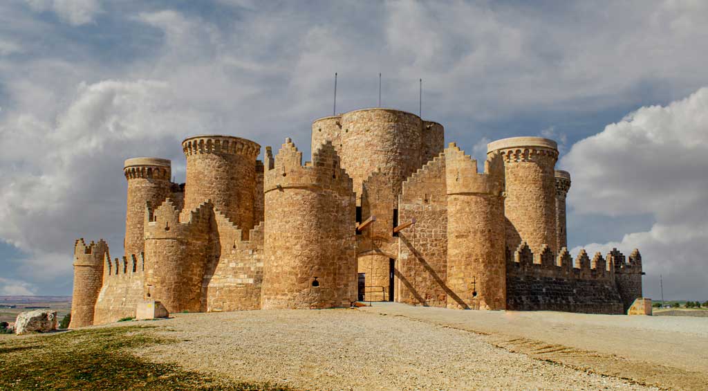 Spania. Castilla La Mancha. Belmonte. Borgen. Foto